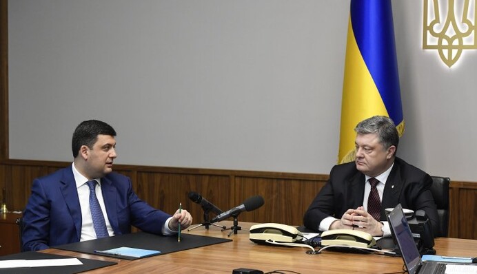 Порошенко хотел уволить Гройсмана: премьер уже нашел себе новых союзников