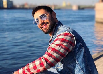 Известный украинский певец насмешил пикантным 