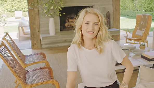 Возлюбленная Стэтхэма показала их особняк за 13 миллионов долларов: опубликовано видео