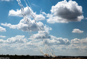 Выстрелил и забыл: что изменят "подарки" Трампа в войне на Донбассе