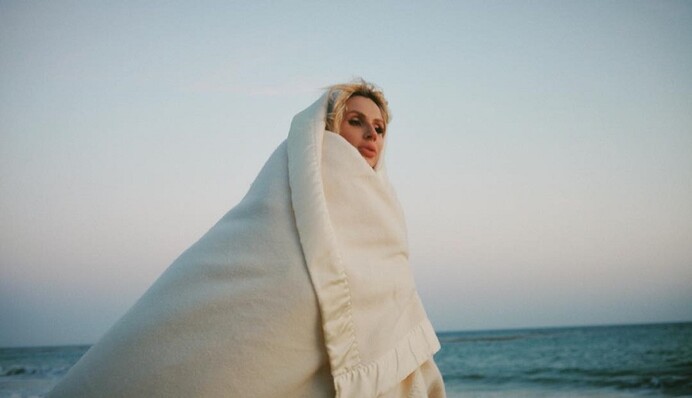 Как Ждун: беременная Лобода повеселила новыми фото