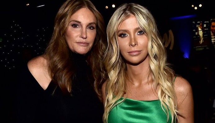 Сменивший пол 68-летний отчим Кардашьян женится на 21-летнем трансгендере: фото пары