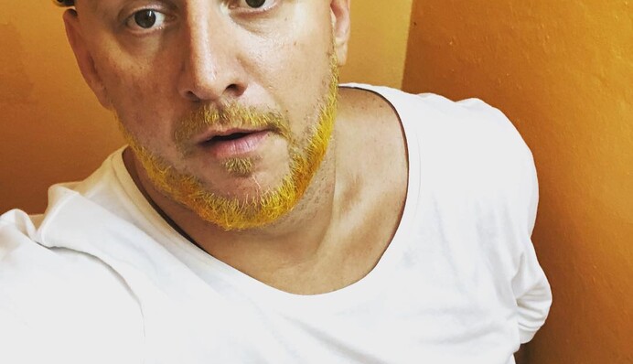 Средь тысяч шоу звезд и порнозвезд немецких - одна Каменских: Потап удивил поздравлением