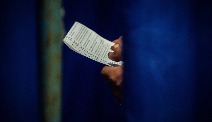 Переселенцам с Донбасса и из Крыма готовят важное изменение: что из этого выйдет