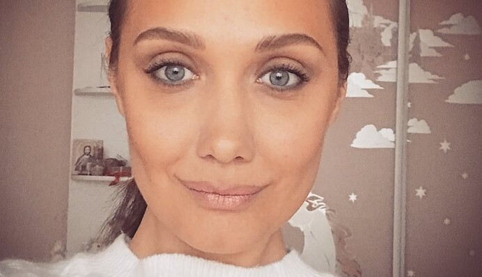 Перенесшая тяжелую болезнь ​украинская певица восхитила свежим видом: опубликованы фото