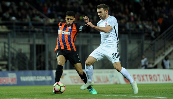 Шахтар - Зоря 2:1 Хроніка матчу, відео голів