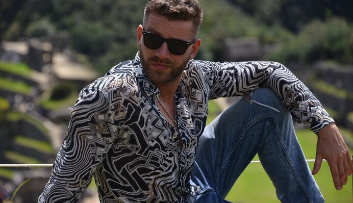 Украинец признан самым красивым мужчиной в мире: опубликованы фото