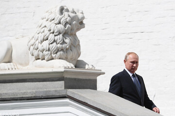 Это нужно только Путину: украинская власть ходит по лезвию