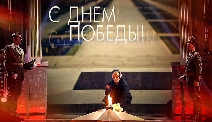 Поющие в России украинки поздравили с Днем Победы: опубликованы фото и видео