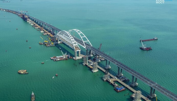 Керченский мост в Крым придется снести