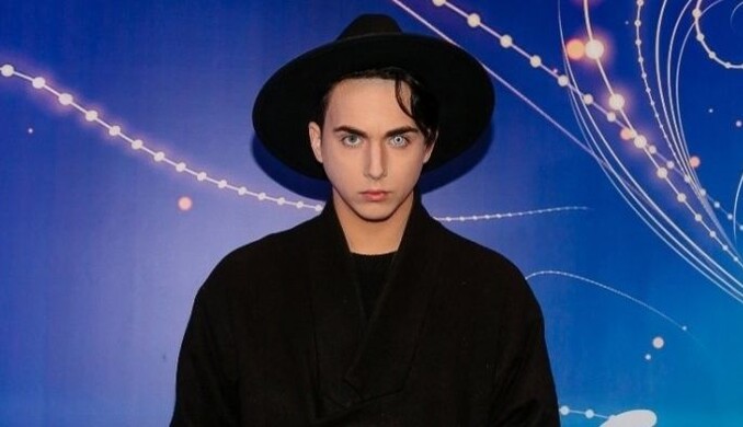 Песню MELOVIN'а Under The Ladder сыграли на бандуре: опубликовано видео