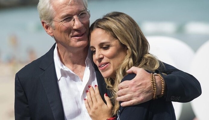 Ричард Гир и его молодая избранница сыграли свадьбу: первое фото с торжества