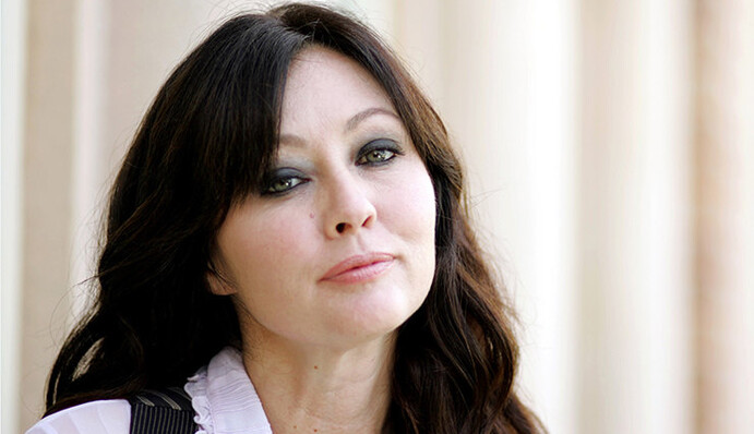 Победившей рак звезде 