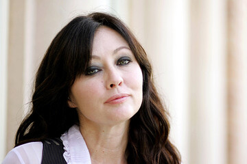 Победившей рак звезде 