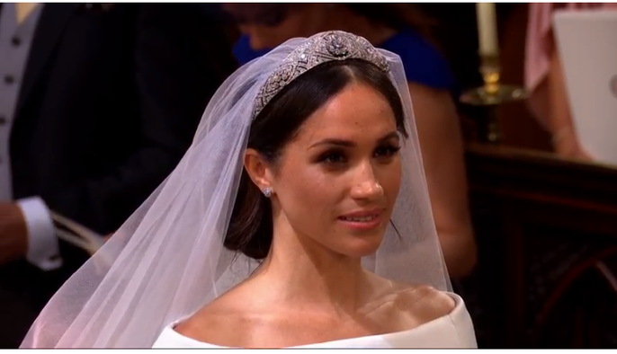 Свадебный наряд Меган Маркл: все подробности, фото и видео