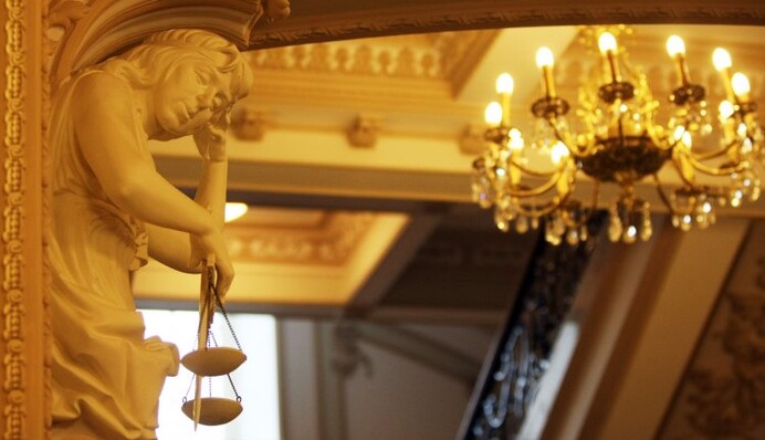 Мы создадим хорошую практику для России без Путина - автор важного закона о переговорах с МВФ и новом суде