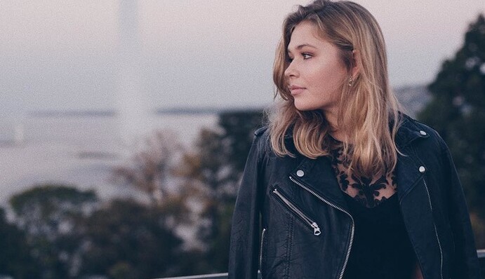 Выглядит старше мамы: в сети раскритиковали фото дочери Брежневой