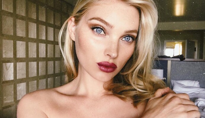 Знаменитая топ-модель порадовала сети фото в кружевном белье