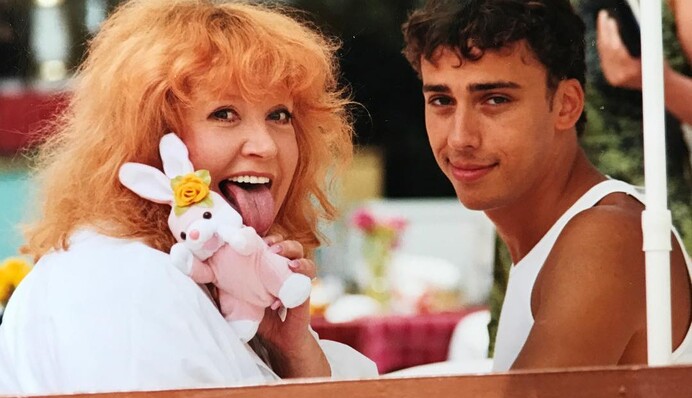 Папа, мама, невеста и трехлетний жених: Галкина жестко потроллили за старое фото с Пугачевой