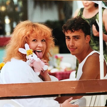 Папа, мама, невеста и трехлетний жених: Галкина жестко потроллили за старое фото с Пугачевой