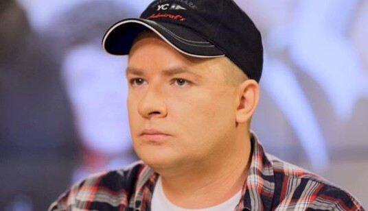 Поддерживает убийство сограждан: известный активист резко высказался об украинской звезде