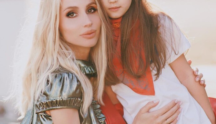 Недавно родившая Лобода поделилась забавным фото с дочкой