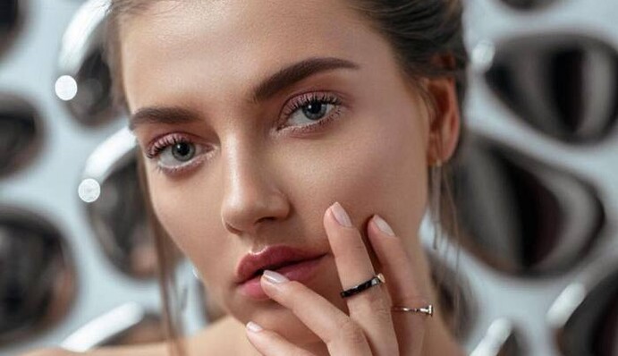 Украинская модель обнажила грудь для обложки всемирно известного глянца: пикантное фото