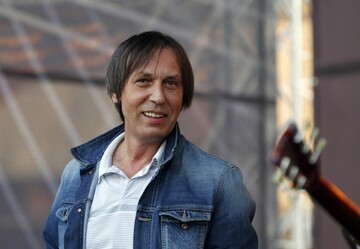 Снова начал говорить: появилось фото и новые данные о состоянии легендарного российского певца