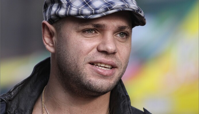 Солист популярной российской группы разбился в ДТП: опубликованы фото