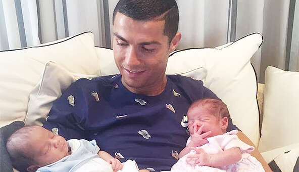 Близнецы Роналду отпраздновали первый день рождения без отца: опубликовано фото