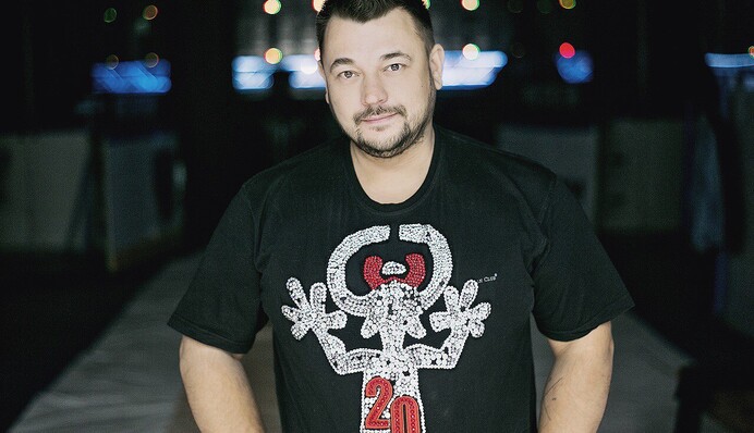 Известная российская группа собралась в оккупированный Крым