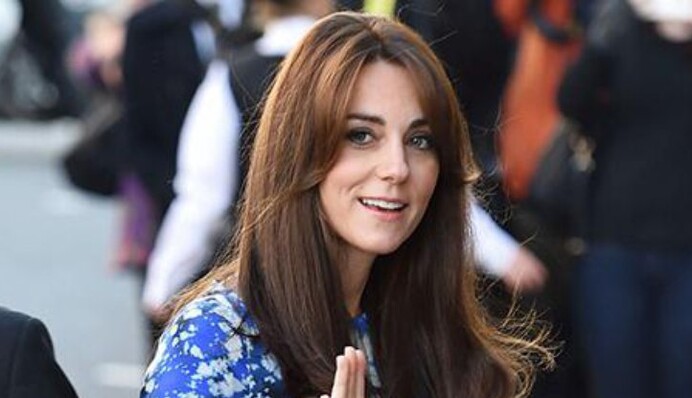 Кейт Миддлтон позабавила играми с детьми на траве: опубликованы фото