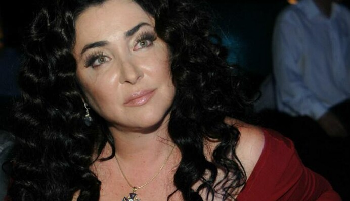 Скандальная российская певица исполнила украинскую песню в оккупированном Крыму: опубликовано видео