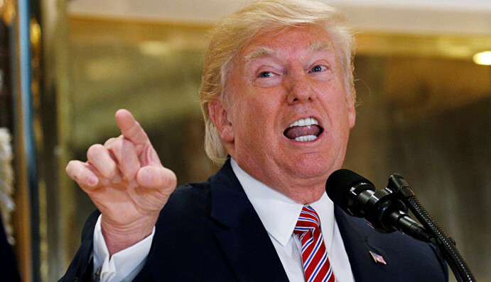 Били по голове: Трамп ответил обматерившему его Де Ниро