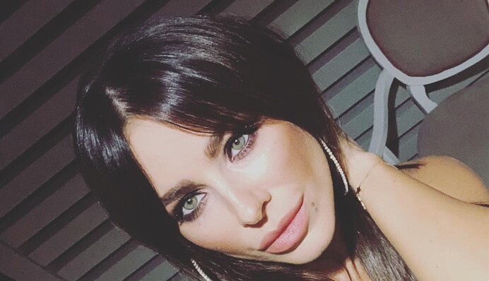 Ани Лорак показала трогательное фото с героем ее курортного романа