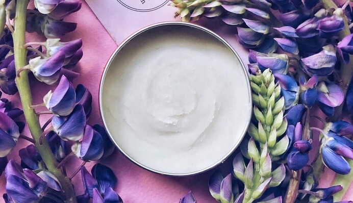 Безопасная защита от неприятного запаха: почему так важен натуральный состав дезодоранта