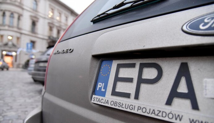 В Украине готовят обвал цен на иномарки и жесткие наказания за авто на еврономерах