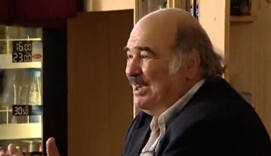 Названа причина смерти актера Арояна из 