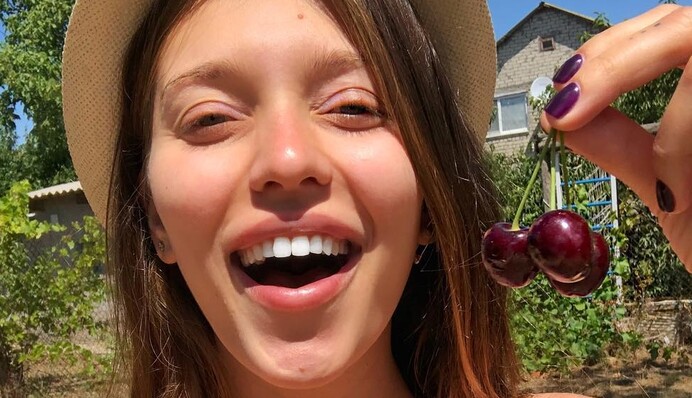 Ого, какие черешни: экс-ведущая 