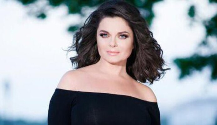 На могилы не пускают: запрещенная в Украине певица собралась в международный суд