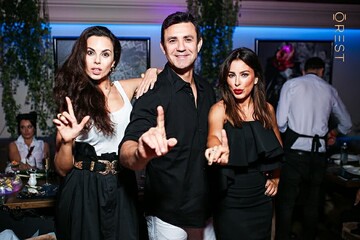 Ани Лорак покрасовалась на модном показе в Киеве: опубликованы фото