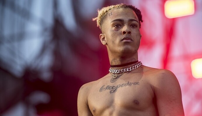 Рэпера XXXTentacion похоронили в  роскошном мавзолее: опубликовано фото