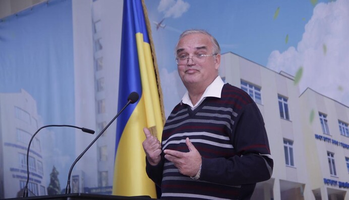 Зупинити Порошенка може тільки один кандидат - соціолог про вибори в Україні