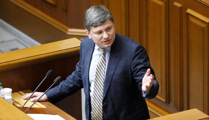 Раскол в партии Порошенко: соратники Кличко угрожают разводом