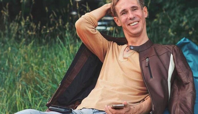 Скандальный Панин разозлил россиян фото голого Цоя