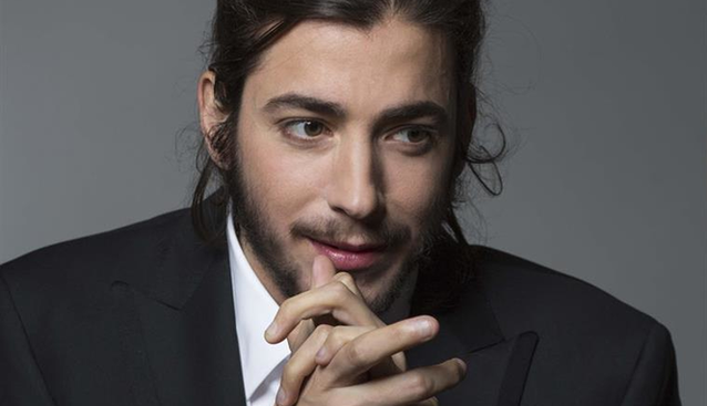 Победитель Евровидения впервые после пересадки сердца выпустил клип: эмоциональное видео