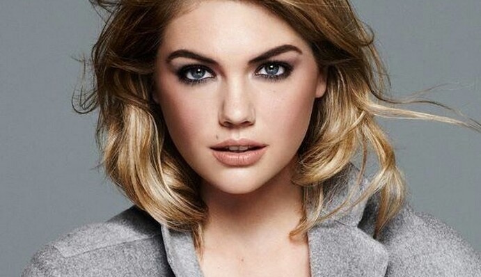 Самая сексуальная женщина планеты беременна первенцем: опубликовано фото