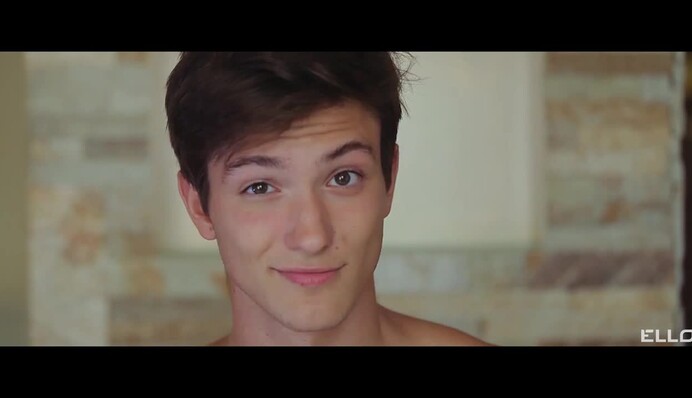 В реанимации со множественными переломами: стало известно о несчастном случае с украинским певцом