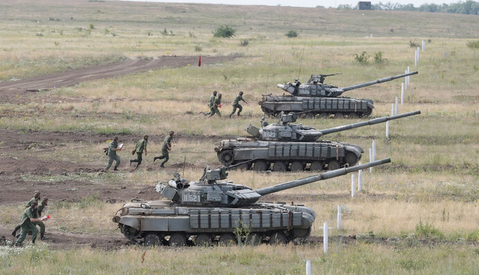 Путін стягує війська на Донбас: генерал озвучив тривожний прогноз щодо України