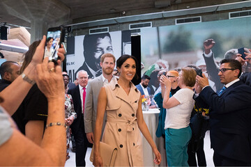 Почему Меган Маркл часто выбирает наряды с карманами: названа причина